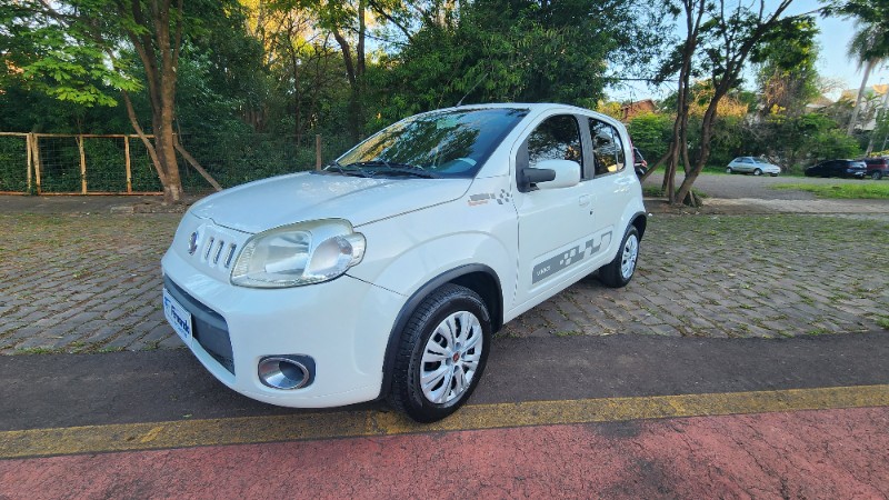 FIAT UNO VIVACE 1.0 2013/2014 FERNANDO AUTOMÓVEIS | REVENDA DE CARROS ARROIO DO MEIO ARROIO DO MEIO / Carros no Vale