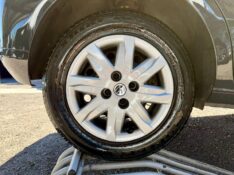 VOLKSWAGEN GOL G5 1.0 TREND 2010/2010 AR MULTIMARCAS VENÂNCIO AIRES / Carros no Vale