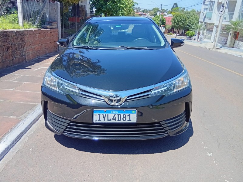 TOYOTA COROLLA 1.8 GLI UPPER 2018/2018 ALTERNATIVA VEÍCULOS LAJEADO / Carros no Vale