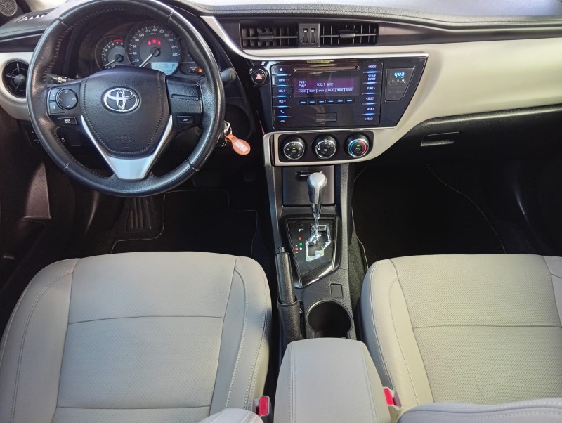 TOYOTA COROLLA 1.8 GLI UPPER 2018/2018 ALTERNATIVA VEÍCULOS LAJEADO / Carros no Vale