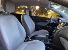 HYUNDAI HB20 SEDAN COMFORT 1.6 2014/2015 ESTAÇÃO DO CARRO ESTRELA / Carros no Vale