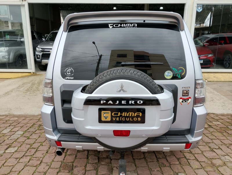 MITSUBISHI PAJERO FULL 3.2 DIESEL /2010 CHIMA VEÍCULOS VENÂNCIO AIRES / Carros no Vale MITSUBISHI PAJERO FULL 3.2 DIESEL /2010 CHIMA VEÍCULOS VENÂNCIO AIRES / Carros no Vale