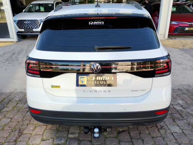 VOLKSWAGEN T-CROSS 1.0 200 TSI /2022 CHIMA VEÍCULOS VENÂNCIO AIRES / Carros no Vale