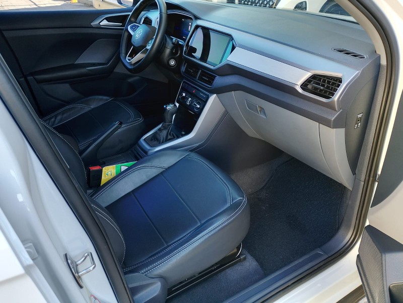 VOLKSWAGEN T-CROSS 1.0 200 TSI /2022 CHIMA VEÍCULOS VENÂNCIO AIRES / Carros no Vale