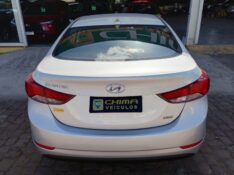 HYUNDAI ELANTRA 2.0 GLS /2015 CHIMA VEÍCULOS VENÂNCIO AIRES / Carros no Vale