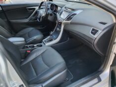 HYUNDAI ELANTRA 2.0 GLS /2015 CHIMA VEÍCULOS VENÂNCIO AIRES / Carros no Vale