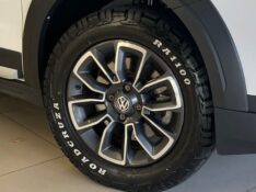 VOLKSWAGEN SAVEIRO 1.6 CROSS 16V 2023/2023 JM AUTOMÓVEIS VENÂNCIO AIRES / Carros no Vale