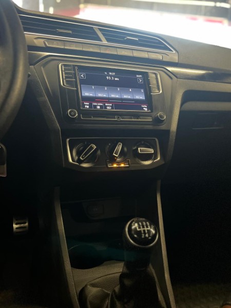 VOLKSWAGEN SAVEIRO 1.6 CROSS 16V 2023/2023 JM AUTOMÓVEIS VENÂNCIO AIRES / Carros no Vale