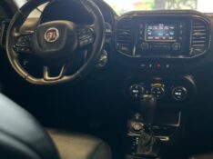 FIAT TORO FREEDOM 2.4 16V 2017/2017 JM AUTOMÓVEIS VENÂNCIO AIRES / Carros no Vale