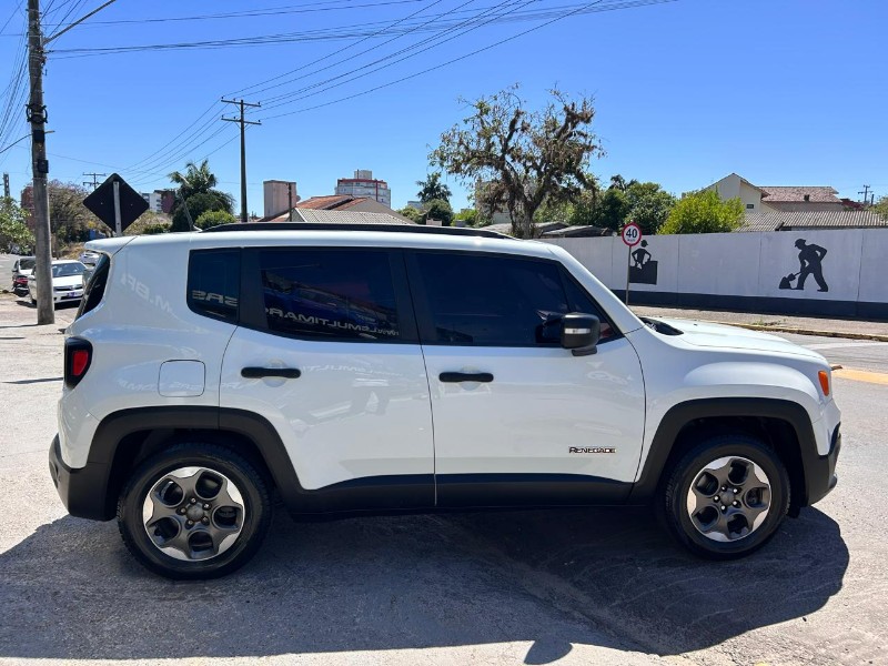 JEEP RENEGADE SPORT 1.8 4X2 16V MEC. 2016/2016 LS MULTIMARCAS VENÂNCIO AIRES / Carros no Vale
