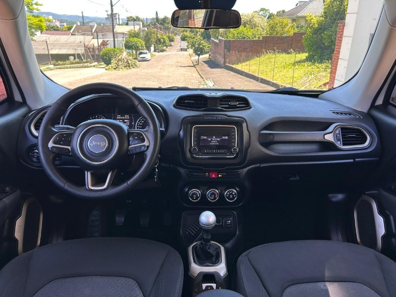 JEEP RENEGADE SPORT 1.8 4X2 16V MEC. 2016/2016 LS MULTIMARCAS VENÂNCIO AIRES / Carros no Vale