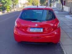PEUGEOT 208 ACTIVE 1.5 2014/2015 ALTERNATIVA VEÍCULOS LAJEADO / Carros no Vale