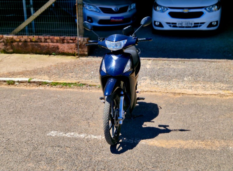 HONDA MOTOS BIZ 125+ 2010/2010 CRUZEIRO MULTIMARCAS CRUZEIRO DO SUL / Carros no Vale