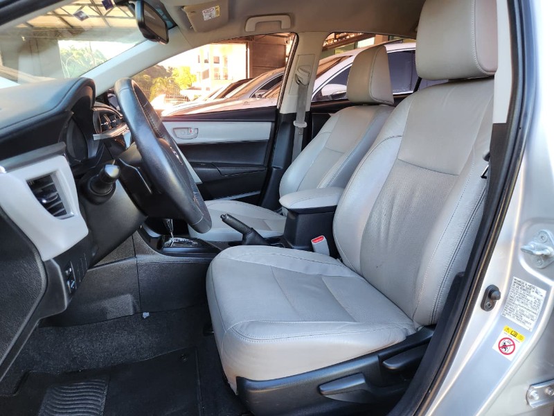 TOYOTA COROLLA XEI 2.0 16V FLEX AUT. 2014/2015 TS VEÍCULOS ANTA GORDA / Carros no Vale TOYOTA COROLLA XEI 2.0 16V FLEX AUT. 2014/2015 TS VEÍCULOS ANTA GORDA / Carros no Vale