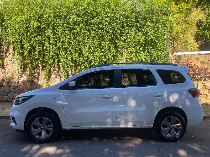 CHEVROLET SPIN LTZ 1.8 2023/2023 ESTAÇÃO DO CARRO ESTRELA / Carros no Vale