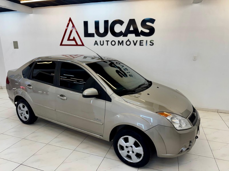 FORD FIESTA SEDAN 1.6 COMPLETO 2009/2009 LUCAS AUTOMÓVEIS BOM RETIRO DO SUL / Carros no Vale