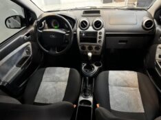 FORD FIESTA SEDAN 1.6 COMPLETO 2009/2009 LUCAS AUTOMÓVEIS BOM RETIRO DO SUL / Carros no Vale