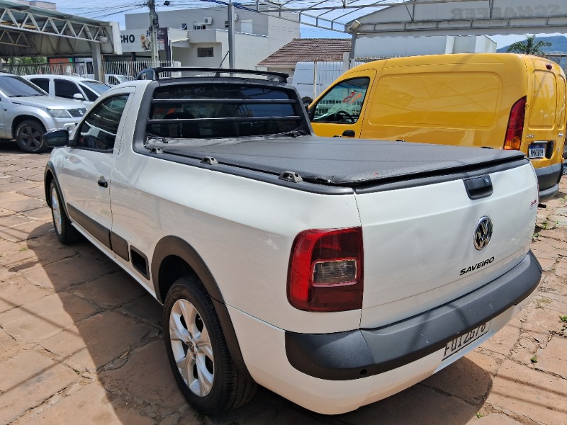 VOLKSWAGEN SAVEIRO TRENDLINE 1.6 FLEX 2016/2016 SCHAEFER AUTOMÓVEIS TEUTÔNIA / Carros no Vale