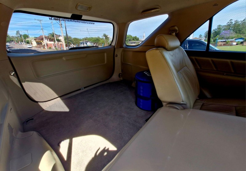 TOYOTA HILUX 3.0 SRV 4X4 CD 16V TURBO INTERCOOLER 2014/2014 CRUZEIRO MULTIMARCAS CRUZEIRO DO SUL / Carros no Vale