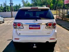 TOYOTA HILUX 3.0 SRV 4X4 CD 16V TURBO INTERCOOLER 2014/2014 CRUZEIRO MULTIMARCAS CRUZEIRO DO SUL / Carros no Vale