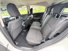HONDA HR-V 1.8 16V FLEX LX 4P AUTOMÁTICO 2016/2016 ELY AUTOMÓVEIS LAJEADO / Carros no Vale