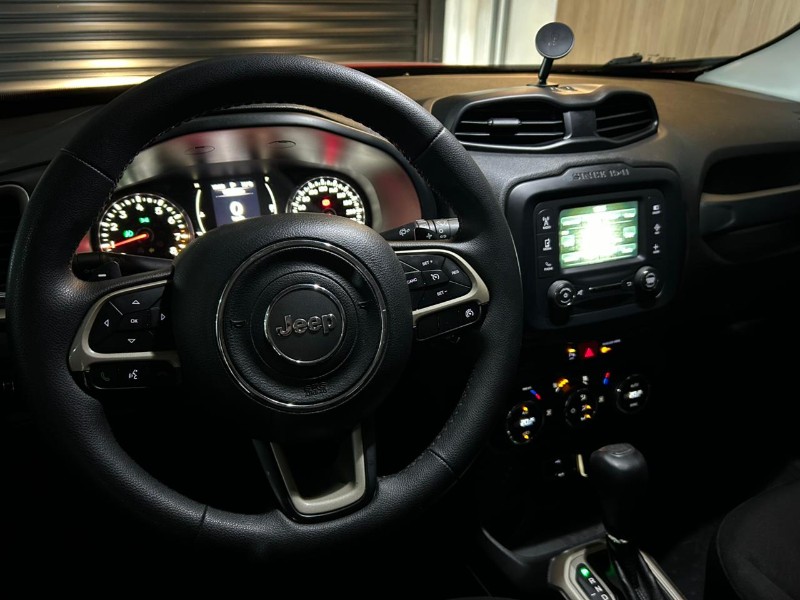 JEEP RENEGADE LONGITUDE 2016/2016 IDEAL VEÍCULOS LAJEADO / Carros no Vale