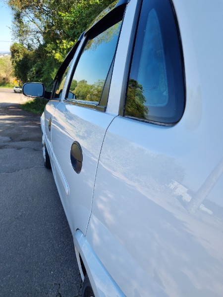 CHEVROLET CORSA 1.4 MAXX 8V 2012/2012 MG VEÍCULOS ARROIO DO MEIO / Carros no Vale