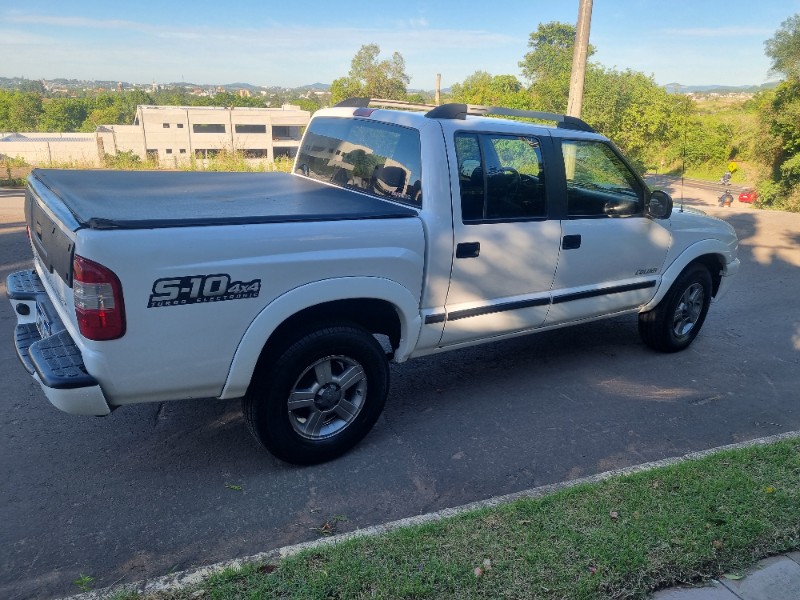 CHEVROLET S10 2.8 COLINA 4X4 12V 2011/2011 MG VEÍCULOS ARROIO DO MEIO / Carros no Vale