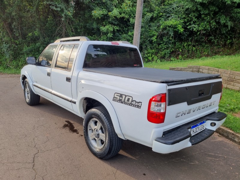 CHEVROLET S10 2.8 COLINA 4X4 12V 2011/2011 MG VEÍCULOS ARROIO DO MEIO / Carros no Vale