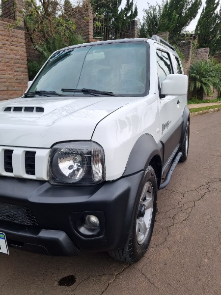 SUZUKI JIMNY 1.3 4SPORT 4X4 16V 2016/2015 MG VEÍCULOS ARROIO DO MEIO / Carros no Vale