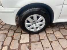 VOLKSWAGEN SAVEIRO 1.6 2004/2004 ELY AUTOMÓVEIS LAJEADO / Carros no Vale
