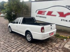 VOLKSWAGEN SAVEIRO 1.6 2004/2004 ELY AUTOMÓVEIS LAJEADO / Carros no Vale