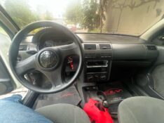 VOLKSWAGEN SAVEIRO 1.6 2004/2004 ELY AUTOMÓVEIS LAJEADO / Carros no Vale