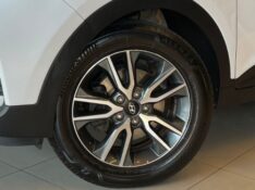 HYUNDAI CRETA PRESTIGE 2.0 2017/2017 JM AUTOMÓVEIS VENÂNCIO AIRES / Carros no Vale
