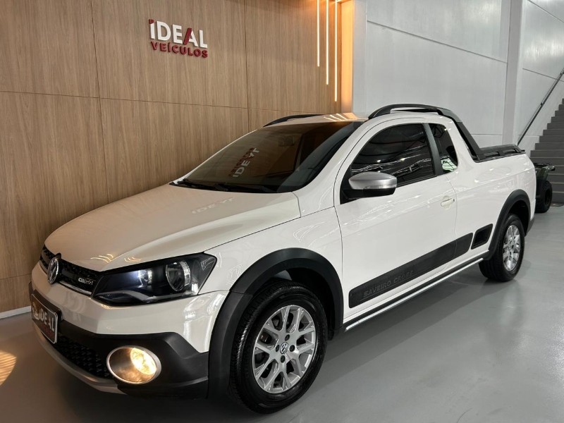 VOLKSWAGEN SAVEIRO 1.6 CE CROSS 2014/2014 IDEAL VEÍCULOS LAJEADO / Carros no Vale
