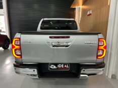 TOYOTA HILUX 2.8 SRX 4X4 CD 16V DIESEL 4P AUTOMÁTICO 2023/2023 IDEAL VEÍCULOS LAJEADO / Carros no Vale