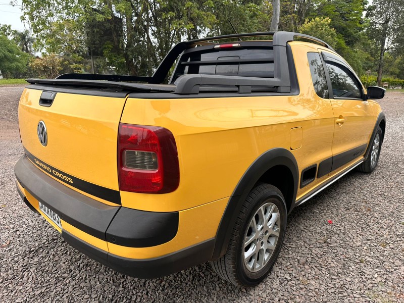 VOLKSWAGEN SAVEIRO CROSS CE 1.6 /2014 MENEGHINI VEÍCULOS ARROIO DO MEIO / Carros no Vale VOLKSWAGEN SAVEIRO CROSS CE 1.6 /2014 MENEGHINI VEÍCULOS ARROIO DO MEIO / Carros no Vale