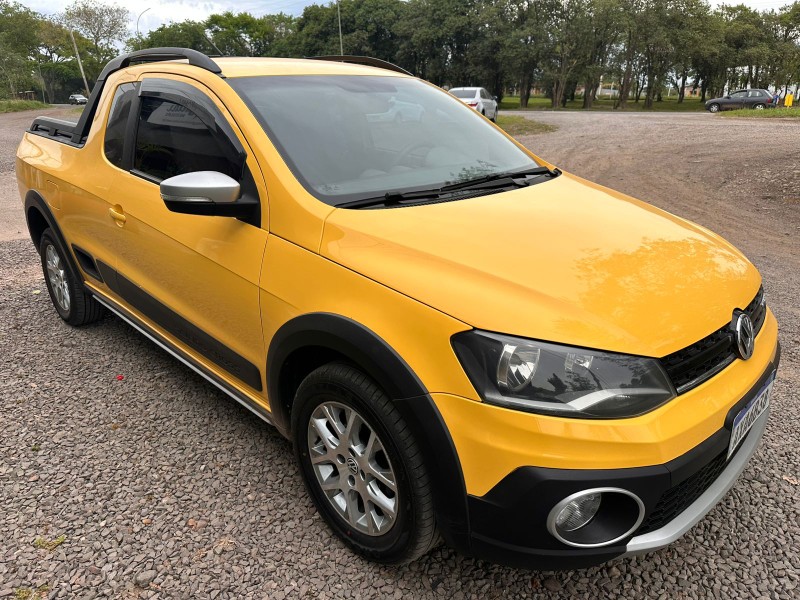 VOLKSWAGEN SAVEIRO CROSS CE 1.6 /2014 MENEGHINI VEÍCULOS ARROIO DO MEIO / Carros no Vale VOLKSWAGEN SAVEIRO CROSS CE 1.6 /2014 MENEGHINI VEÍCULOS ARROIO DO MEIO / Carros no Vale