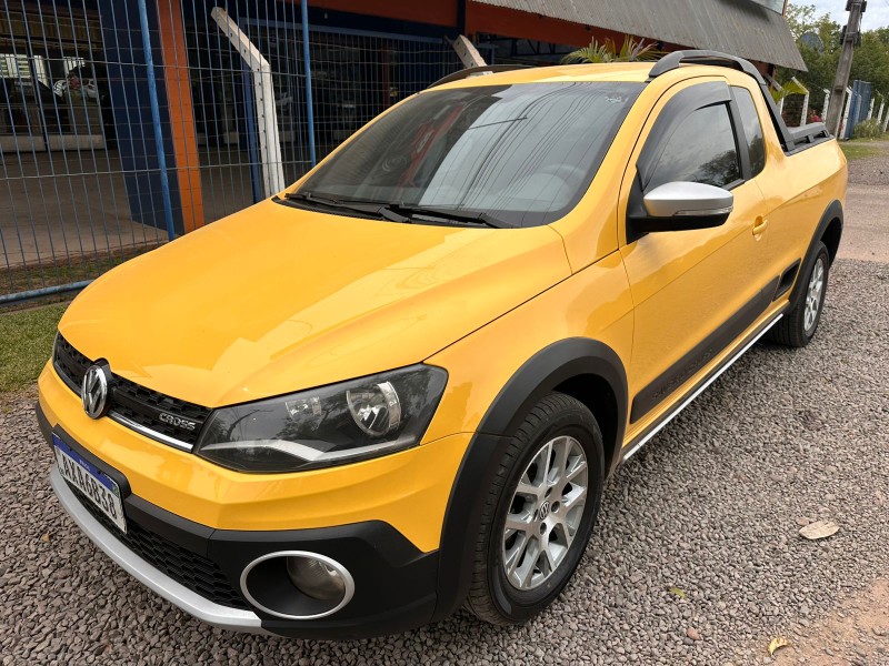 VOLKSWAGEN SAVEIRO CROSS CE 1.6 /2014 MENEGHINI VEÍCULOS ARROIO DO MEIO / Carros no Vale VOLKSWAGEN SAVEIRO CROSS CE 1.6 /2014 MENEGHINI VEÍCULOS ARROIO DO MEIO / Carros no Vale