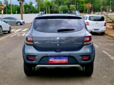 RENAULT SANDERO 1.6 STEPWAY 16V FLEX 4P AUTOMÁTICO 2015/2015 CRUZEIRO MULTIMARCAS CRUZEIRO DO SUL / Carros no Vale