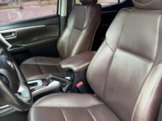TOYOTA HILUX SW4 2.8 D-4D TURBO DIESEL SRX 4X4 AUTOMÁTICO 2017/2018 NEURI VEÍCULOS LAJEADO / Carros no Vale