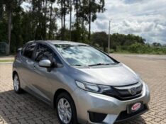 HONDA FIT 1.5 LX 16V /2015 NEURI VEÍCULOS LAJEADO / Carros no Vale