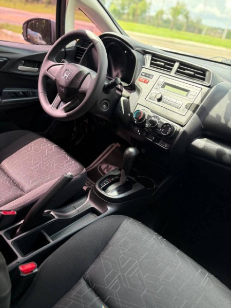 HONDA FIT 1.5 LX 16V /2015 NEURI VEÍCULOS LAJEADO / Carros no Vale