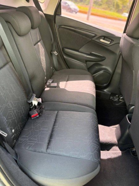 HONDA FIT 1.5 LX 16V /2015 NEURI VEÍCULOS LAJEADO / Carros no Vale