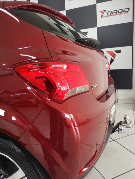 CHEVROLET ONIX 1.4 LTZ 2019/2019 TIAGO AUTOMÓVEIS VENÂNCIO AIRES / Carros no Vale