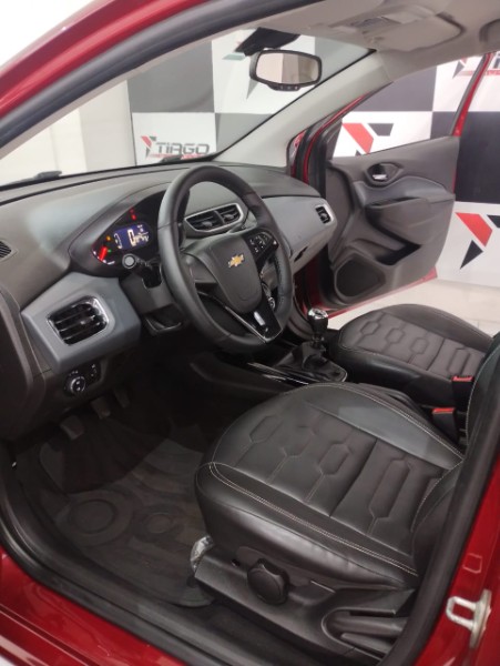 CHEVROLET ONIX 1.4 LTZ 2019/2019 TIAGO AUTOMÓVEIS VENÂNCIO AIRES / Carros no Vale