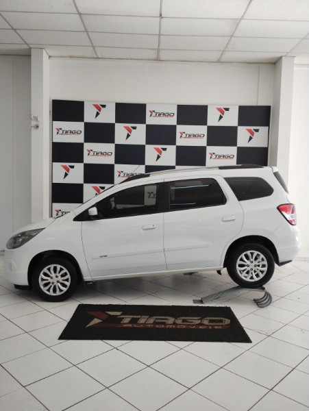 CHEVROLET SPIN 1.8 LTZ 2018/2018 TIAGO AUTOMÓVEIS VENÂNCIO AIRES / Carros no Vale
