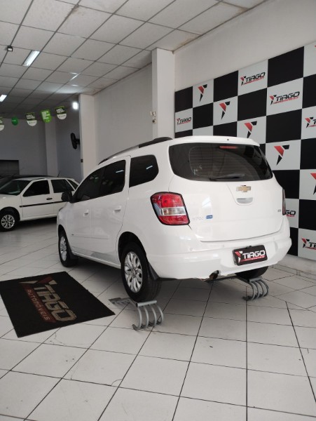 CHEVROLET SPIN 1.8 LTZ 2018/2018 TIAGO AUTOMÓVEIS VENÂNCIO AIRES / Carros no Vale