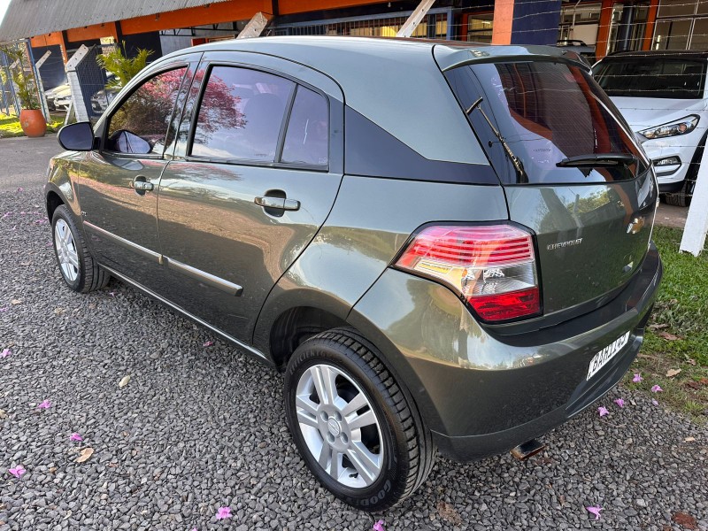 CHEVROLET AGILE LTZ 1.4 2009/2010 MENEGHINI VEÍCULOS ARROIO DO MEIO / Carros no Vale CHEVROLET AGILE LTZ 1.4 2009/2010 MENEGHINI VEÍCULOS ARROIO DO MEIO / Carros no Vale