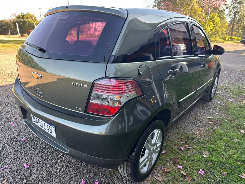 CHEVROLET AGILE LTZ 1.4 2009/2010 MENEGHINI VEÍCULOS ARROIO DO MEIO / Carros no Vale CHEVROLET AGILE LTZ 1.4 2009/2010 MENEGHINI VEÍCULOS ARROIO DO MEIO / Carros no Vale